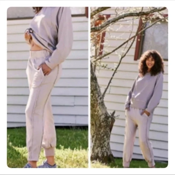 Free People WHERE THE WIND BLOWS 2 PIECE PULLOVER AND JOGGERS SET SIZE SMALL NWT - Picture 1 of 11